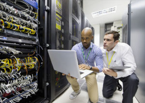 POSTE DE STOCKAGE DES SWITCHES