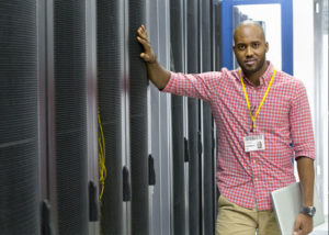 EMPLOYEE DE COMAFRIQUE TECHNOLOGIES